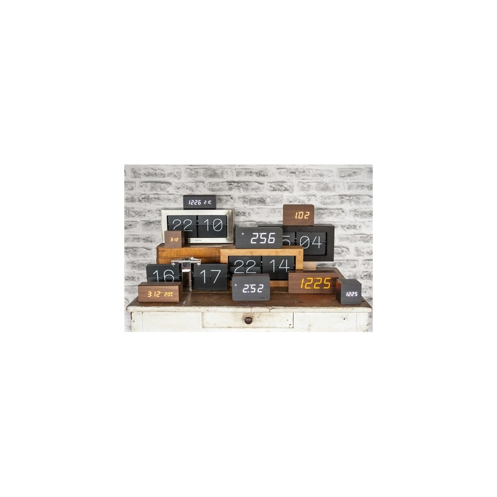 RELOJ DE MESA DIGITAL FLIP KARLSSON DE MADERA DE BAMBÚ