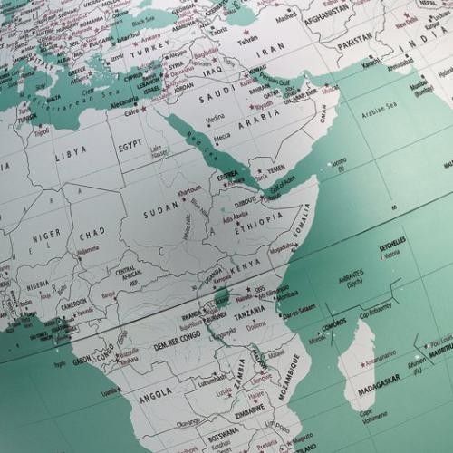 Globo terrestre dal design eccezionale su base in alluminio