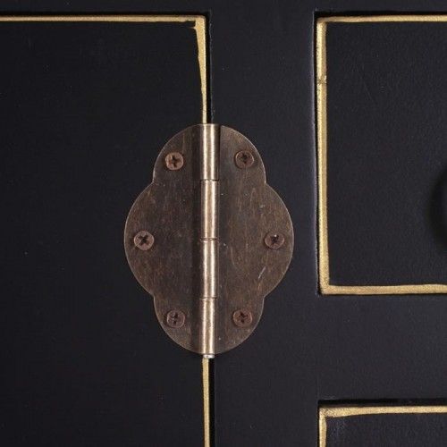 Consola ORIENTE negra con herrajes dorados IXIA — detalle de puerta cerrada