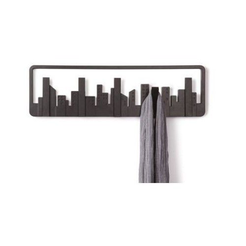 Schwarze Skyline-Mantel-Tür-Umbra