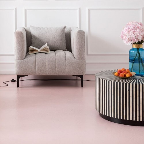 Mesa de centro ELECTRA embutidos preto branco Ø75 cm KARE Design — ambientado numa sala