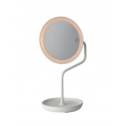 Espelho de aumento LED VERSAILLES branco Villeroy & Boch — vista frontal e silhueta completa