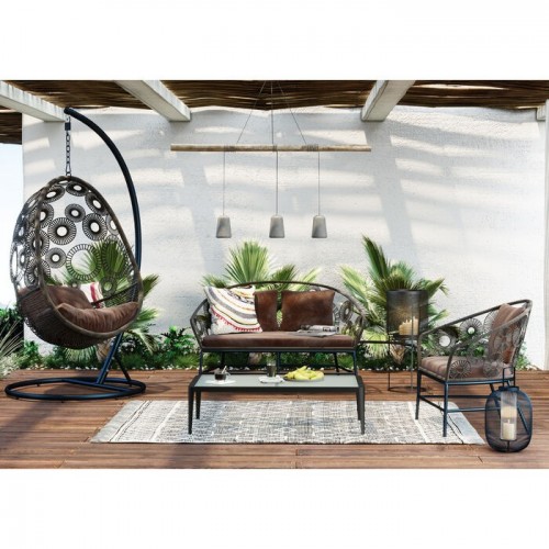Cadeira suspensa exterior IBIZA trama castanha KARE Design — apresentado num terraço (5)