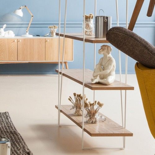 Estatueta GANGSTER DOG creme KARE Design — ambientado com móveis não incluídos