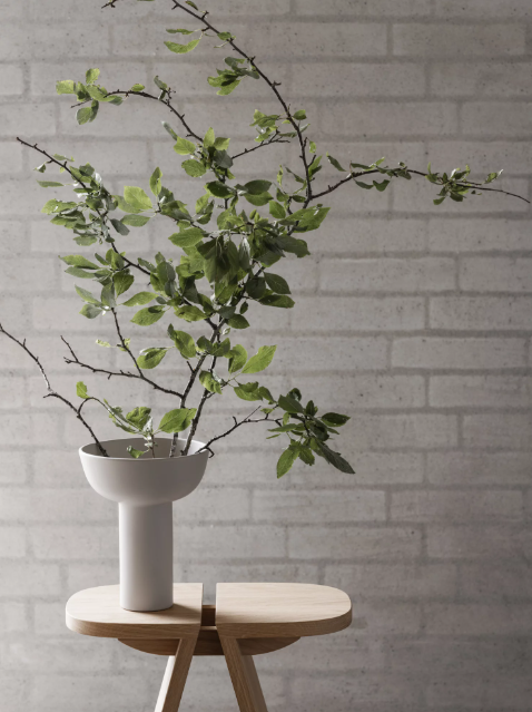 Tabouret AVIO chêne naturel Blomus — mise en situation dans un intérieur (4)