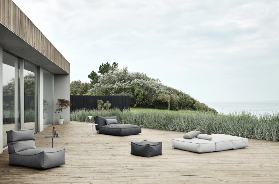 Rectangular outdoor cushion STAY cloud white Blomus