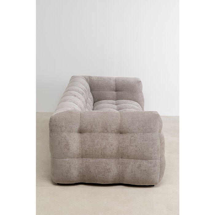 Sofá SALAMANCA terciopelo gris capitoné KARE Design — perfil del sofá y reposabrazos