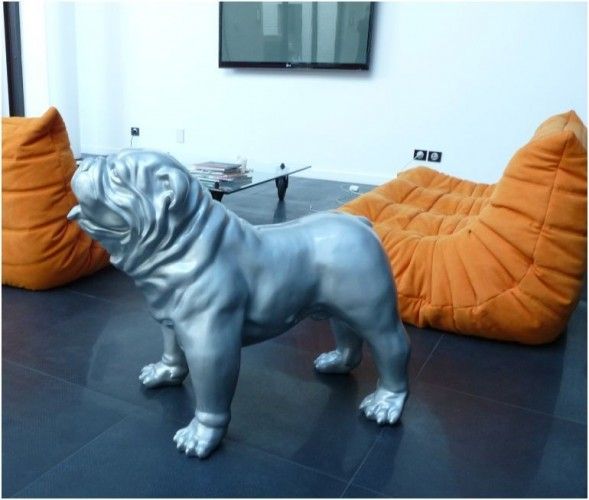 Statue Bouledogue Inglés plata brillante