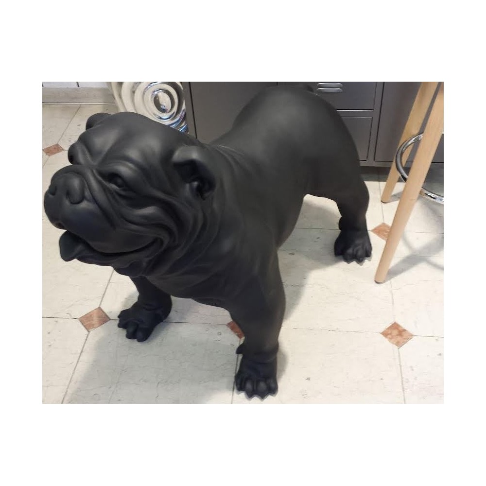 Estatua de bulldog inglés negro mate