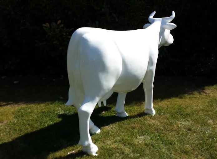 Statue vache blanche grandeur nature By-Rod