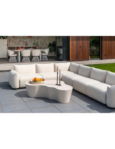 Urban Bloom outdoor coffee table