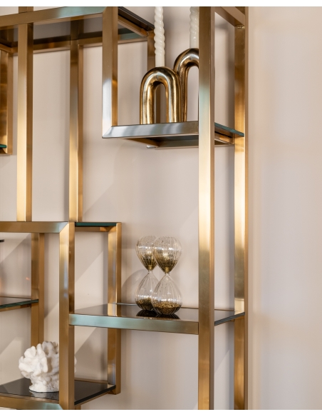 Étagère vitrine asymétrique dorée MAGNUS | Loft