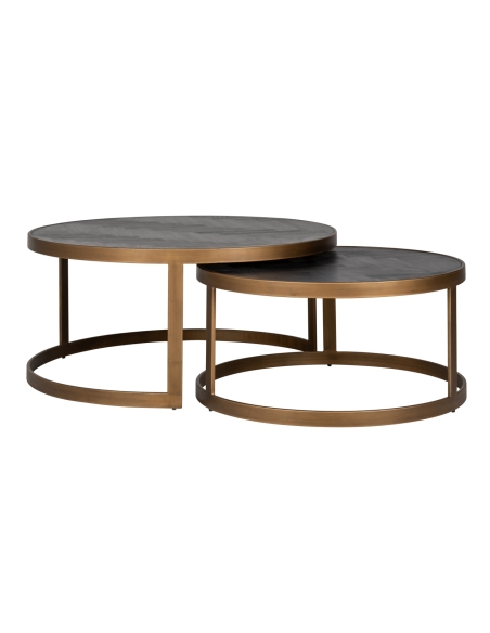 Deux tables basses rondes BLACKBONE de Richmond Interiors, plateaux noirs et structure couleur laiton sur fond blanc