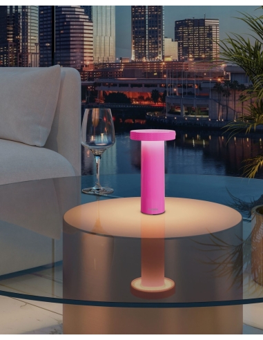 VOLUME neon pink Sompex – room setting