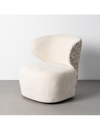 Poltrona IXIA 616827, crema e beige — vista in studio su fondo neutro