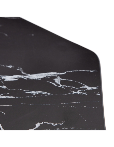 Mesa auxiliar LOSANGE tablero negro efecto mármol y metal IXIA — detalle del motivo marmoleado