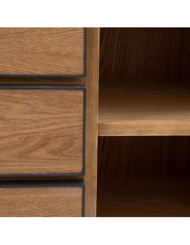 Aparador MESA freixo natural, nichos e metal preto IXIA — detalhe da gaveta fechada