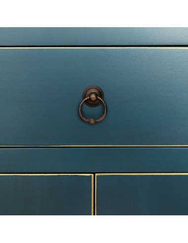 Armário decorativo ORIENTE azul petróleo e ferragens douradas IXIA — detalhe da gaveta fechada