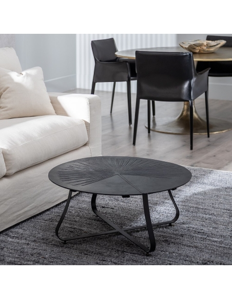 Tavolino basso RONDE alluminio nero 80 × 79 cm IXIA — vista d’ambientazione
