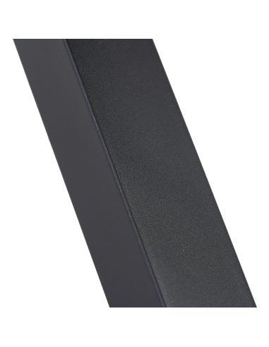 Table de salle à manger MESA bois brun et métal noir IXIA — détail du pied sculptural