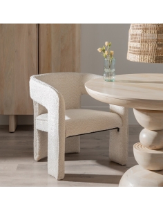 Vista isolata : Poltroncina lounge bassa beige in tessuto bouclé 2