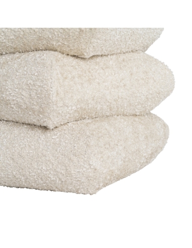Détail : Pouf crème en tissu bouclé, structure DM, forme cubique