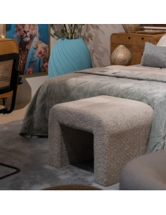 Vrijstaand beeld : Lage kruk beige stof, ronde opbergzitting voor de woonkamer 2