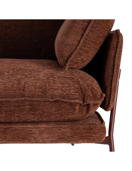 Detalle : Sillón tela marrón oscuro y estructura metálica con cojines