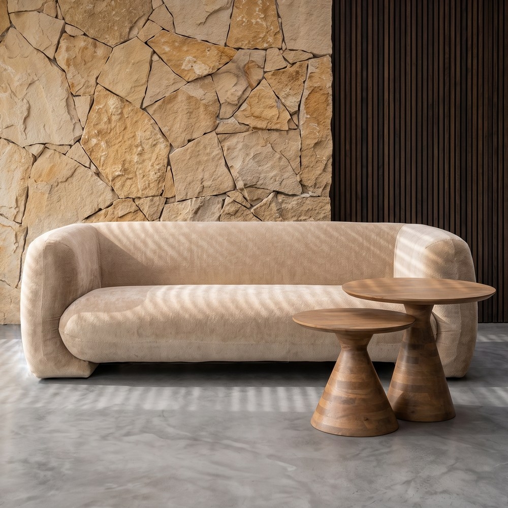 Canapé trois places IXIA beige aux formes arrondies