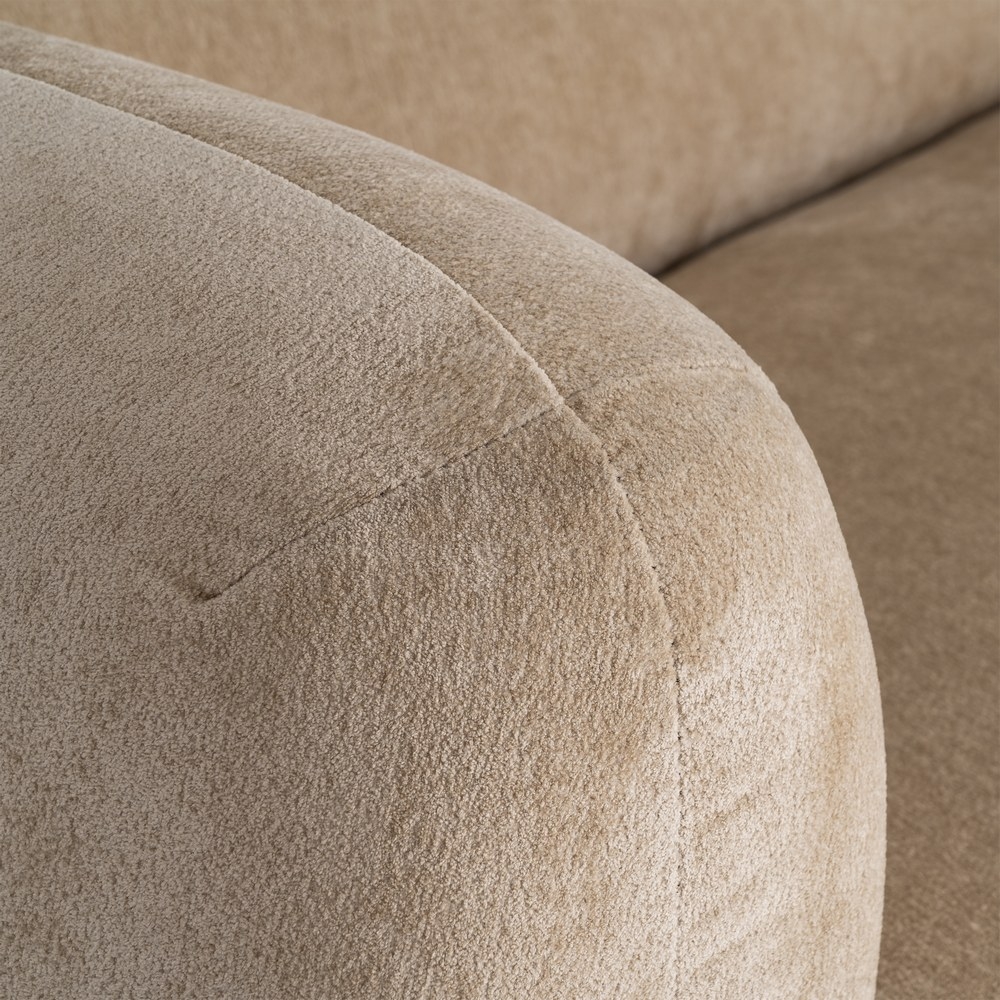 Sofá beige IXIA de tres plazas con brazos curvos - image 5