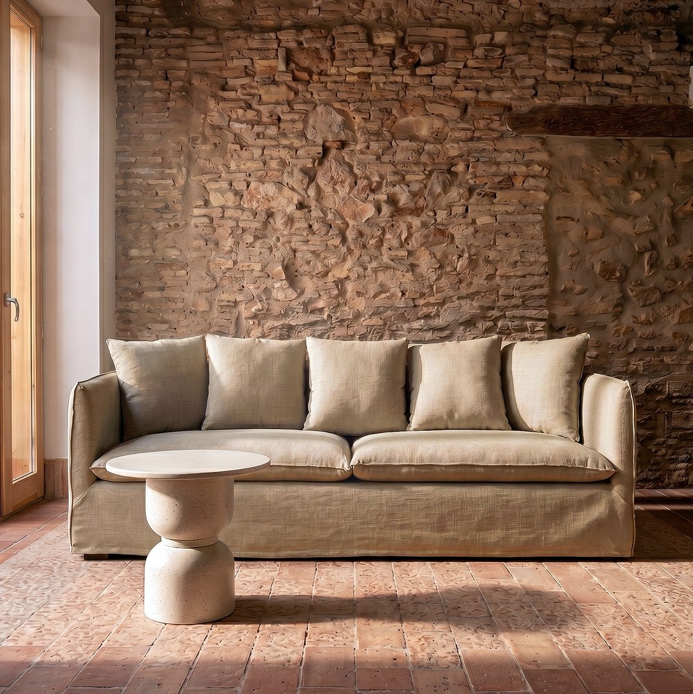 Taupefarbenes IXIA Dreisitzer-Sofa mit weichen Kissen - image 2