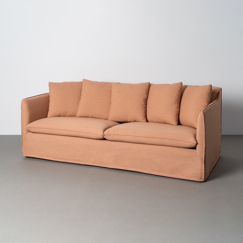 Zalmkleurige IXIA driezitsbank met losse kussens - image 4