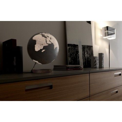 Lighting Earth Globe Full Circle Reflection