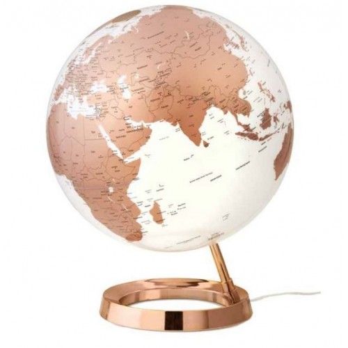 Projeto de cobre branco do globo da terra brilhante na base de cor de cobre